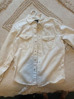 H&M off white button shirt